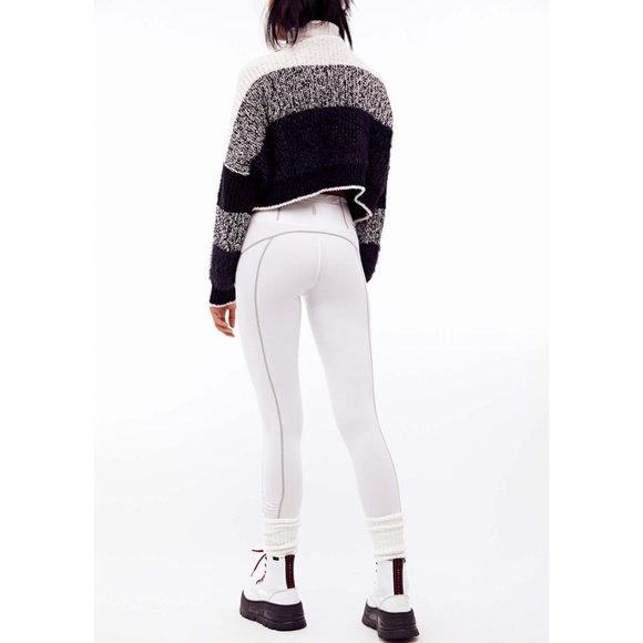 Free People Pants - 🎉LAST CHANCE🎉 NWT FP Movement You're A Peach Legging / White